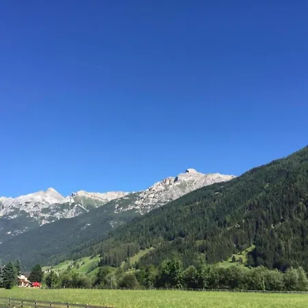 In Stubaital Near Lift شقة